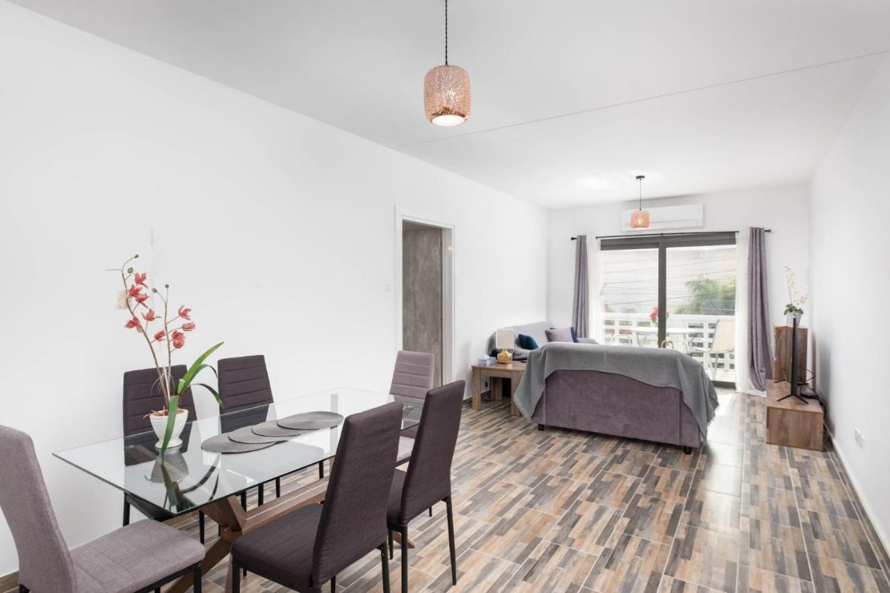 Happy Stay Apartment - Halefka Court ラルナカ エクステリア 写真